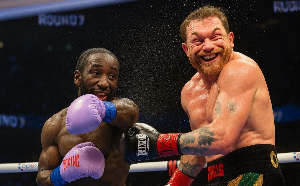 La noche en que Canelo perdió todo… menos la sonrisa