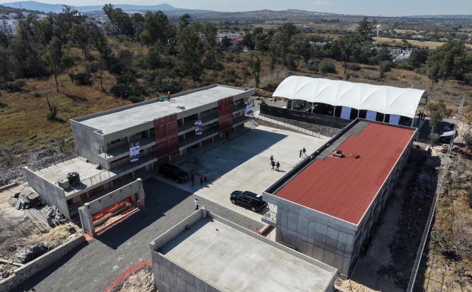 Reinician rehabilitación de escuelas públicas en Querétaro